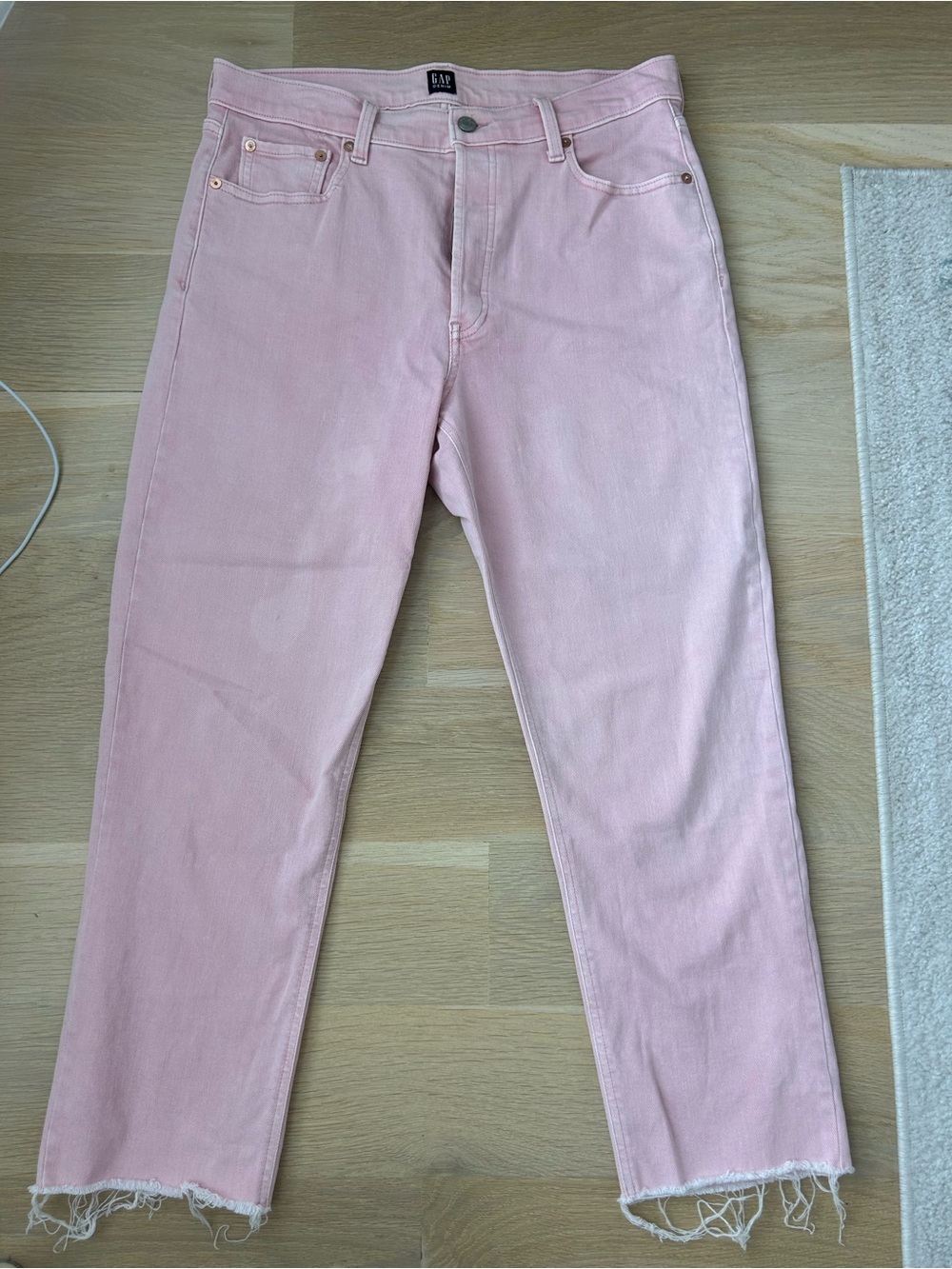 GAP Light Pink Cropped Straight Jeans with Frayed Hem